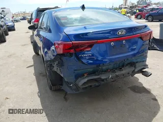 2019 Kia Forte LXS with VIN 3KPF24AD0KE117228, listed as a IAAI auction lot 42014637 with 88,681 mi miles and . Bid and sale history available at carsss.com. Image 19.