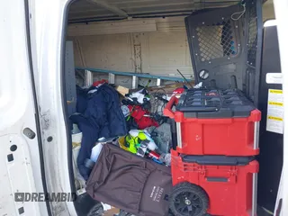 2008 Ford Econoline Cargo Commercial with VIN 1FTNE14W88DA37748, listed as a IAAI auction lot 41169318 with 352,872 mi miles. Bid and sale history available at carsss.com. Image 8.