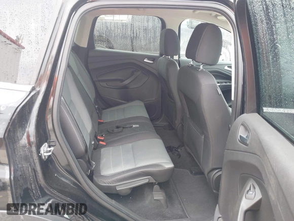 2016 Ford Escape SE z VIN 1FMCU0G73GUB60781, wystawiony jako IAAI lot #42149783 z przebiegiem 135 015 mil mil oraz . Historia ofert i sprzedaży dostępna na DreamBid. Obrazek 8.