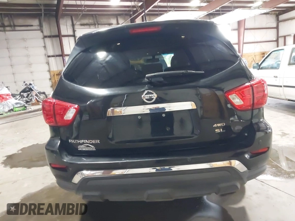 2018 Nissan Pathfinder SV z VIN 5N1DR2MM5JC643620, wystawiony jako IAAI lot #40620038 z przebiegiem 138 131 mil mil oraz . Historia ofert i sprzedaży dostępna na DreamBid. Obrazek 17.