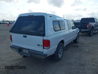 2000 Ford Ranger XL with VIN 1FTYR14V5YTA27015, listed as a IAAI auction lot 40703797 with 212,894 mi miles. Bid and sale history available at carsss.com. Image 4.