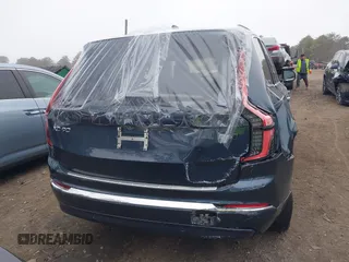 2025 Volvo XC90 with VIN YV4062PG4S1370195, listed as a IAAI auction lot 41912433 with 31 mi miles and . Bid and sale history available at DreamBid. Image 16.