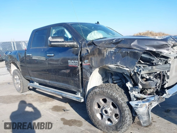 2018 Ram 2500 Big Horn with VIN 3C6UR5DL9JG284645, listed as a IAAI auction lot 41174288 with 66,498 mi miles. Bid and sale history available at carsss.com. Image 6.
