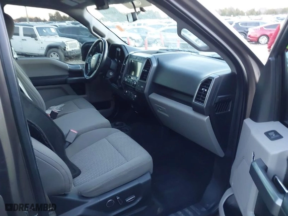 2017 Ford F-150 XL with VIN 1FTEW1EP3HKD81312, listed as a IAAI auction lot 41359362 with 128,126 mi miles. Bid and sale history available at carsss.com. Image 5.