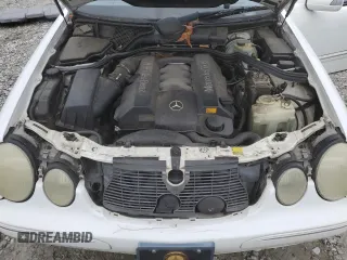 2000 Mercedes-Benz E-Class with VIN WDBJF70J1YB078418, listed as a Copart auction lot 71177244 with 189,838 mi miles and Salvage Title. Bid and sale history available at carsss.com. Image 11.