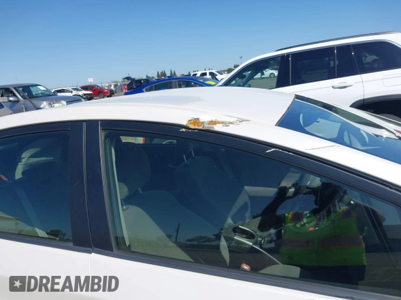 2014 Toyota Prius Four with VIN JTDKN3DU3E0366972, listed as a IAAI auction lot 41991529 with 152,993 mi miles. Bid and sale history available at carsss.com. Image 20.