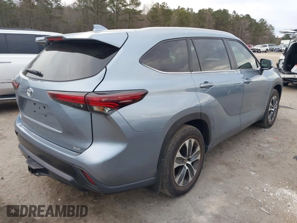 2024 Toyota Highlander LE z VIN 5TDKDRAH2RS542863, wystawiony jako IAAI lot #41466780 z przebiegiem 6 558 mil mil oraz . Historia ofert i sprzedaży dostępna na DreamBid. Obrazek 4.