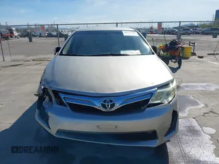 2014 Toyota Camry L with VIN 4T4BF1FK9ER393634, listed as a IAAI auction lot 41641748 with 52,017 mi miles. Bid and sale history available at carsss.com. Image 13.