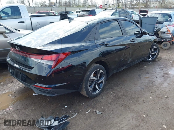 2023 Hyundai Elantra SEL with VIN KMHLS4AG8PU607773, listed as a IAAI auction lot 41887145 with 17,551 mi miles and . Bid and sale history available at DreamBid. Image 4.