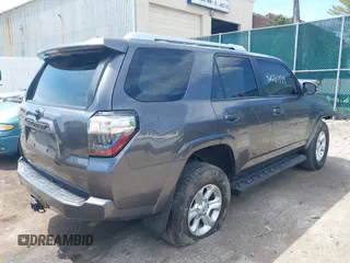 2018 Toyota 4Runner SR5 z VIN JTEBU5JR6J5603977, wystawiony jako IAAI lot #42081399 z przebiegiem 101 666 mil mil oraz . Historia ofert i sprzedaży dostępna na DreamBid. Obrazek 4.