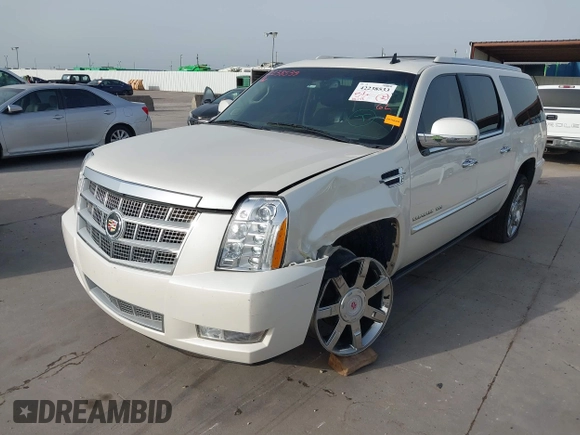 2011 Cadillac Escalade ESV Platinum z VIN 1GYS3KEF2BR134431, wystawiony jako IAAI lot #42238533 z przebiegiem 192 782 mil mil oraz . Historia ofert i sprzedaży dostępna na DreamBid. Obrazek 2.