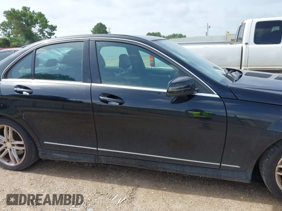 2014 Mercedes-Benz C 250 Sport with VIN WDDGF4HB8EG207833, listed as a IAAI auction lot 42636422 with 90,555 mi miles and . Bid and sale history available at DreamBid. Image 13.