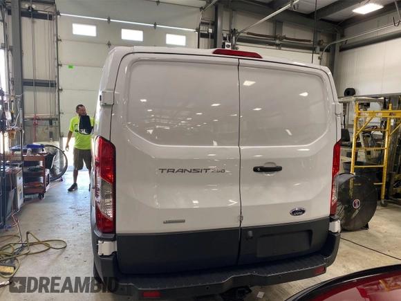 2018 Ford Transit with VIN 1FTYR1YG9JKB43972, listed as a IAAI auction lot 42726896 with 31,414 mi miles and . Bid and sale history available at DreamBid. Image 6.