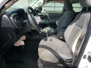 2016 Toyota Tacoma SR z VIN 5TFRX5GN1GX052885, wystawiony jako Copart lot #55335275 z przebiegiem 157 087 mil mil oraz Szkoda całkowita • Salvage title. Historia ofert i sprzedaży dostępna na DreamBid. Obrazek 7.