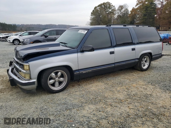 1994 GMC Suburban z VIN 1GKEC16K4RJ762562, wystawiony jako Copart lot #81242184 z przebiegiem 182 583 mil mil oraz Szkoda całkowita • Salvage title. Historia ofert i sprzedaży dostępna na DreamBid. Obrazek 1.