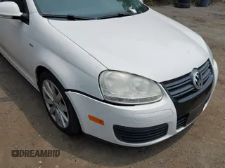 2010 Volkswagen Jetta Wolfsburg Edition с VIN 3VWRJ7AJ5AM015058, выставлен на аукционе IAAI как лот 42428766 с пробегом 158 506 миль миль и . История ставок и продаж доступна на DreamBid. Изображение 6.