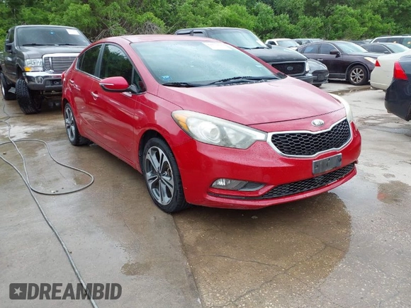 2014 Kia Forte EX with VIN KNAFX4A81E5220515, listed as a IAAI auction lot 42073436 with 132,405 mi miles. Bid and sale history available at carsss.com. Image 1.