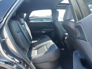 2024 Lexus RX 350 z VIN 2T2BAMBA3RC028022, wystawiony jako IAAI lot #41709161 z przebiegiem 15 945 mil mil oraz . Historia ofert i sprzedaży dostępna na DreamBid. Obrazek 8.