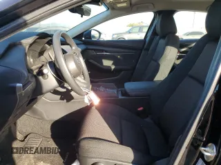 2022 Mazda 3 2.0 with VIN 3MZBPAA75NM306750, listed as a Copart auction lot 38586293 with 4,087 mi miles and . Bid and sale history available at DreamBid. Image 7.