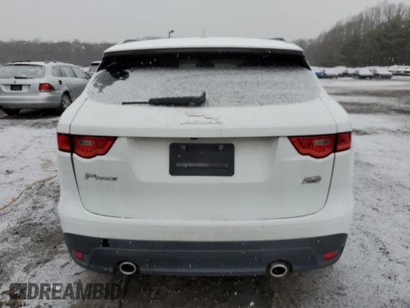 2018 Jaguar F-PACE 30t Premium with VIN SADCJ2GX1JA294226, listed as a Copart auction lot 45040265 with 59,721 mi miles and Clean Title. Bid and sale history available at carsss.com. Image 6.