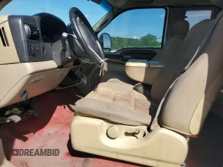 2006 Ford Super Duty F-250 XL with VIN 1FTSX21P06EC87623, listed as a Copart auction lot 54385985 with 211,691 mi miles and Clean Title. Bid and sale history available at carsss.com. Image 7.