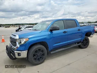 2018 Toyota Tundra 2WD SR5 with VIN 5TFEM5F13JX131018, listed as a Copart auction lot 64110284 with 119,712 mi miles and Clean Title. Bid and sale history available at carsss.com. Image 1.