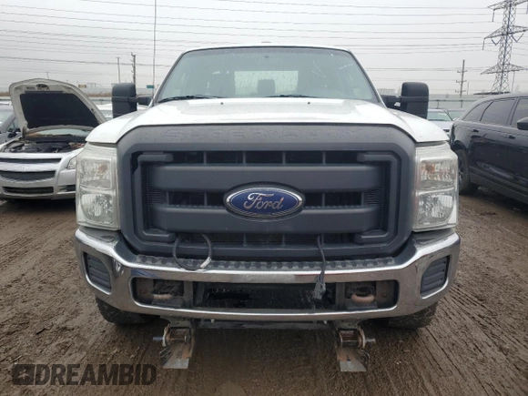 2013 Ford F-350 XL with VIN 1FT8X3B64DEB77676, listed as a Copart auction lot 48233475 with 205,292 mi miles and Clean title. Bid and sale history available at DreamBid. Image 5.