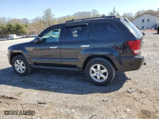 2008 Jeep Grand Cherokee Laredo with VIN 1J8GR48K48C205213, listed as a Copart auction lot 52366475 with 184,190 mi miles and Salvage Title. Bid and sale history available at carsss.com. Image 2.
