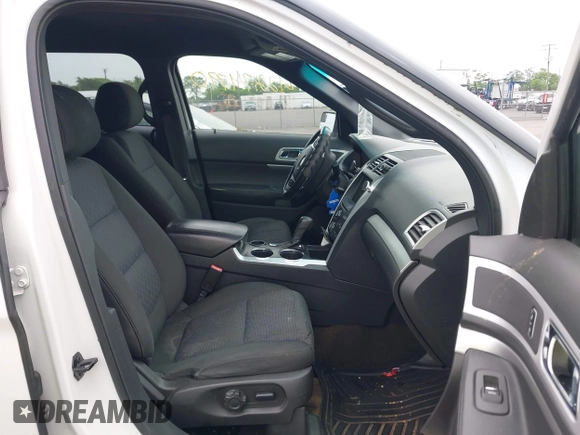 2013 Ford Explorer XLT z VIN 1FM5K7D9XDGB70554, wystawiony jako IAAI lot #42274790 z przebiegiem 185 141 mil mil oraz . Historia ofert i sprzedaży dostępna na DreamBid. Obrazek 5.
