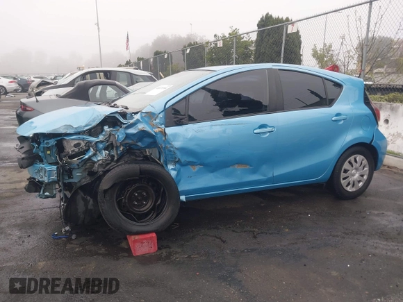 2015 Toyota Prius One with VIN JTDKDTB3XF1112555, listed as a IAAI auction lot 41655384 with 165,551 mi miles and . Bid and sale history available at carsss.com. Image 15.