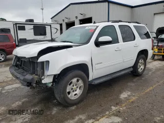 2013 Chevrolet Tahoe LT z VIN 1GNSCBE03DR150763, wystawiony jako Copart lot #56722325 z przebiegiem 223 785 mil mil oraz Czysty tytuł • Clean title. Historia ofert i sprzedaży dostępna na DreamBid. Obrazek 1.