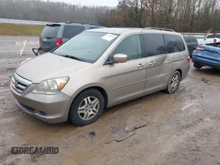 2006 Honda Odyssey EX with VIN 5FNRL38486B093156, listed as a IAAI auction lot 41109483 with 191,785 mi miles. Bid and sale history available at carsss.com. Image 2.