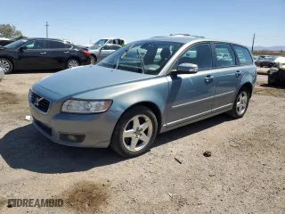 2008 Volvo V50 2.5T R-Design with VIN YV1MJ672482394914, listed as a Copart auction lot 49704865 with 166,648 mi miles and Clean Title. Bid and sale history available at carsss.com. Image 1.