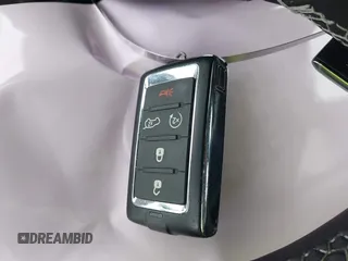 2023 Jeep Grand Cherokee Laredo z VIN 1C4RJHAG7PC661998, wystawiony jako IAAI lot #41104990 z przebiegiem 43 718 mil mil oraz . Historia ofert i sprzedaży dostępna na DreamBid. Obrazek 11.
