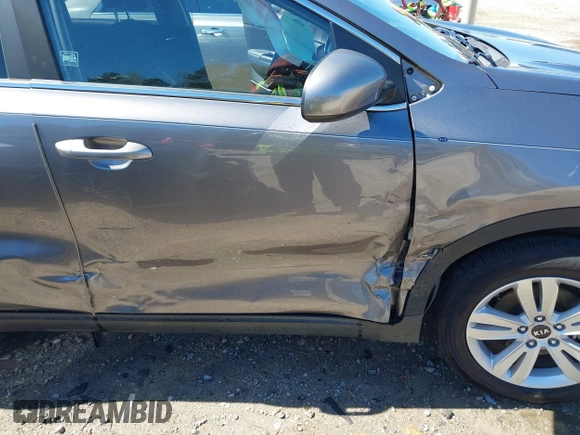 2017 Kia Sportage LX with VIN KNDPM3AC4H7156977, listed as a IAAI auction lot 41851476 with 101,778 mi miles. Bid and sale history available at carsss.com. Image 17.