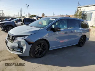2023 Honda Odyssey Sport z VIN 5FNRL6H79PB059952, wystawiony jako Copart lot #41918465 z przebiegiem 40 668 mil mil oraz Szkody całkowita. Historia ofert i sprzedaży dostępna na DreamBid. Obrazek 1.