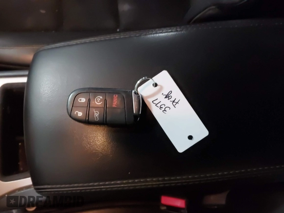 2015 Jeep Grand Cherokee Laredo with VIN 1C4RJFAG4FC747532, listed as a IAAI auction lot 41764541 with 196,385 mi miles. Bid and sale history available at carsss.com. Image 11.