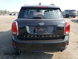 2020 MINI Countryman Cooper S with VIN WMZYX1C04L3L27083, listed as a Copart auction lot 68603514 with 27,701 mi miles and Salvage Title. Bid and sale history available at carsss.com. Image 6.