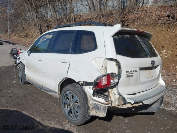 2017 Subaru Forester Premium with VIN JF2SJAGC8HH800622, listed as a IAAI auction lot 41704366 with 57,016 mi miles. Bid and sale history available at carsss.com. Image 3.