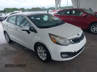 2014 Kia Rio EX z VIN KNADN4A38E6339206, wystawiony jako IAAI lot #41972283 z przebiegiem 95 993 mil mil oraz . Historia ofert i sprzedaży dostępna na DreamBid. Obrazek 1.