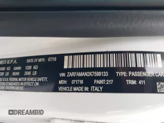 2019 Alfa Romeo Giulia z VIN ZARFAMAN2K7598133, wystawiony jako IAAI lot #39854467 z przebiegiem 126 766 mil mil oraz . Historia ofert i sprzedaży dostępna na DreamBid. Obrazek 9.