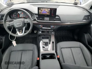 2024 Audi Q5 Premium with VIN WA1ABAFYXR2033441, listed as a Copart auction lot 72028114 with 4,223 mi miles and Salvage Title. Bid and sale history available at carsss.com. Image 8.