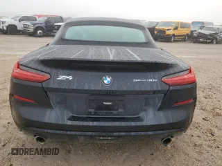 2022 BMW Z4 sDrive30i with VIN WBAHF3C04NWX42062, listed as a Copart auction lot 84463034 with 0 mi miles and Salvage Title. Bid and sale history available at carsss.com. Image 10.