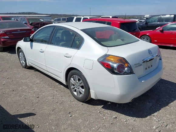 2011 Nissan Altima 2.5 SL with VIN 1N4AL2AP4BN509832, listed as a IAAI auction lot 41813943 with NaN miles. Bid and sale history available at carsss.com. Image 3.