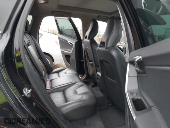 2014 Volvo XC60 R-Design Premier Plus with VIN YV4902DZ4E2554386, listed as a IAAI auction lot 42065061 with 92,865 mi miles and . Bid and sale history available at DreamBid. Image 8.