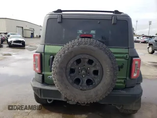 2022 Ford Bronco z VIN 1FMDE5CP2NLB82262, wystawiony jako Copart lot #52394245 z przebiegiem 27 778 mil mil oraz Szkoda całkowita • Salvage title. Historia ofert i sprzedaży dostępna na DreamBid. Obrazek 6.