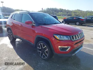 2018 Jeep Compass Limited with VIN 3C4NJDCB5JT223808, listed as a IAAI auction lot 41962061 with 62,730 mi miles. Bid and sale history available at carsss.com. Image 1.