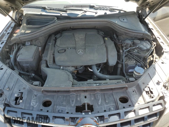 2013 Mercedes-Benz M 350 z VIN 4JGDA5JB0DA125409, wystawiony jako Copart lot #52187965 z przebiegiem 147 803 mil mil oraz Szkoda całkowita • Salvage title. Historia ofert i sprzedaży dostępna na DreamBid. Obrazek 12.