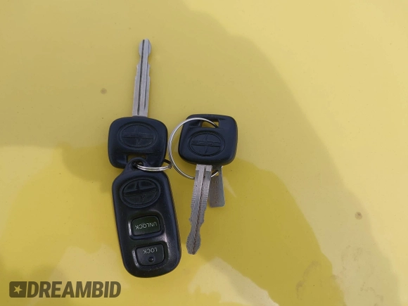 2005 Scion xB z VIN JTLKT324254015802, wystawiony jako IAAI lot #42416705 z przebiegiem 225 063 mil mil oraz . Historia ofert i sprzedaży dostępna na DreamBid. Obrazek 11.