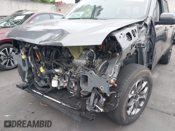 2023 Ford Maverick XL z VIN 3FTTW8E36PRA17991, wystawiony jako IAAI lot #42185335 z przebiegiem 25 479 mil mil oraz . Historia ofert i sprzedaży dostępna na DreamBid. Obrazek 6.